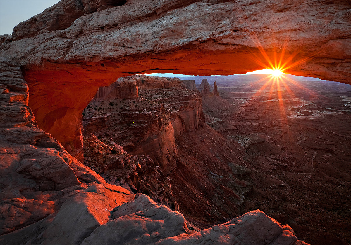 Východ slunce Mesa Arch