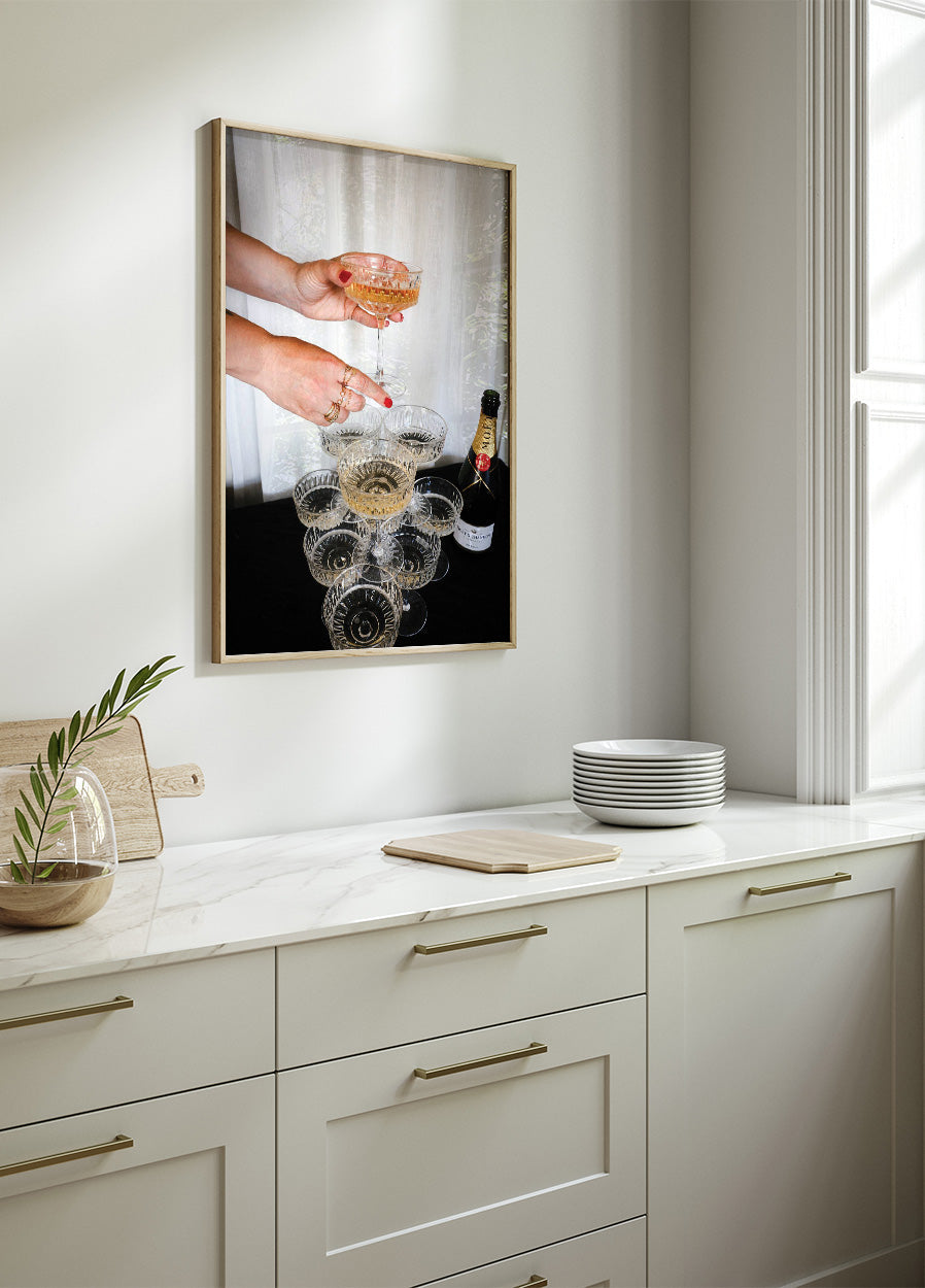 Champagne Glasses Pyramid Print Plakat - Posterbox.dk