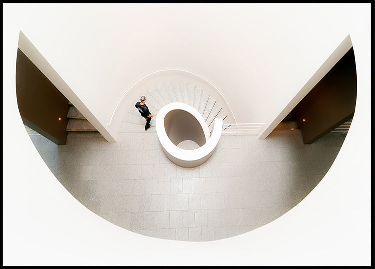 Plakát v přízemí