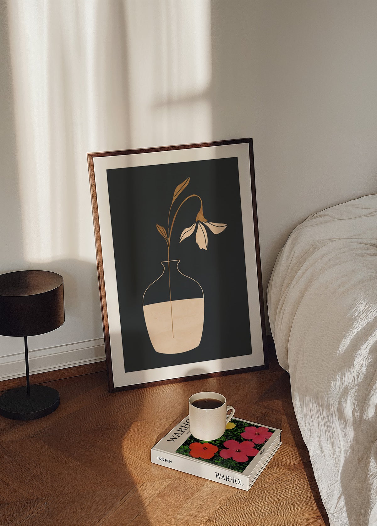 Elegantní botanická váza
