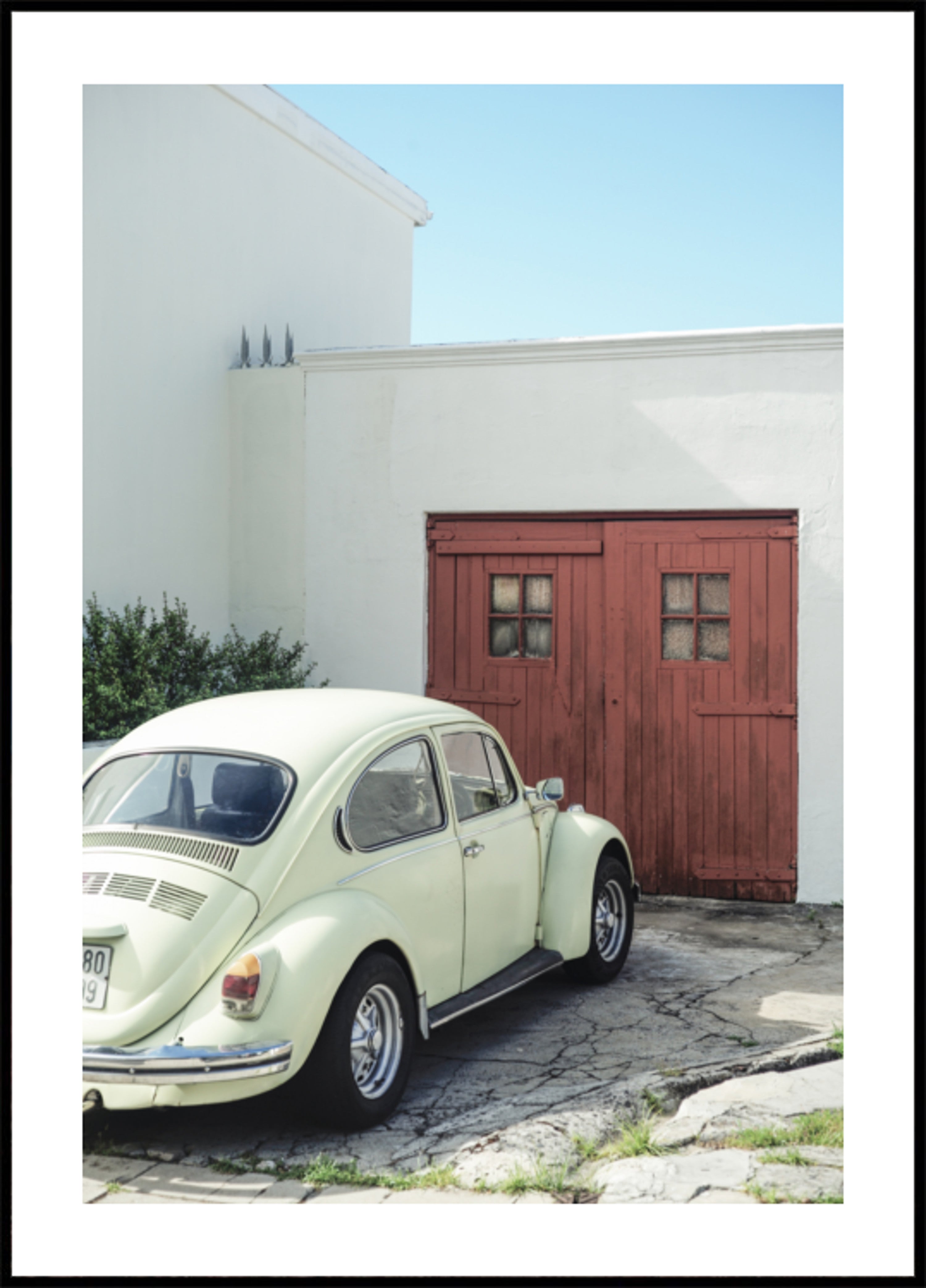 Vintage Beetle červené dveře