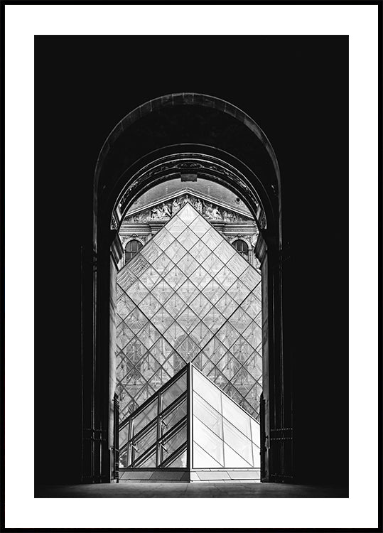 Musée du Louvre Pyramid Black & White Plakat - Posterbox