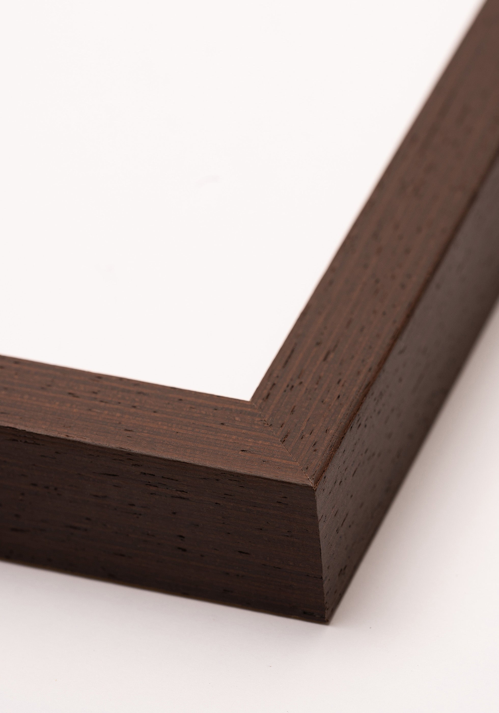 Prémiový dřevěný rám Nielsen Dark Oak