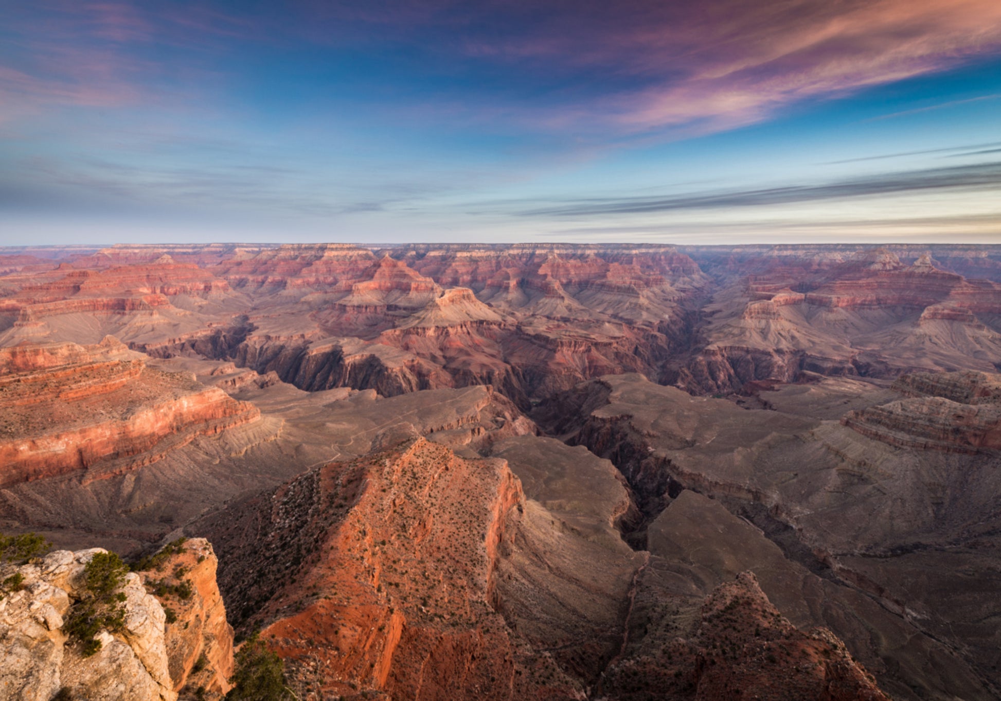 Pohled na východ slunce Grand Canyon