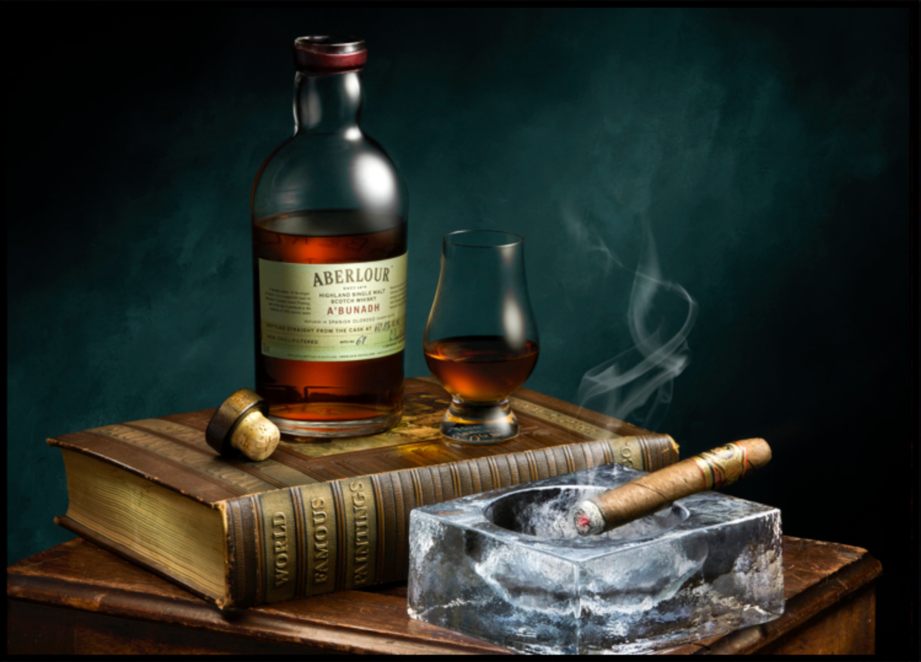 Kniha doutníků whisky