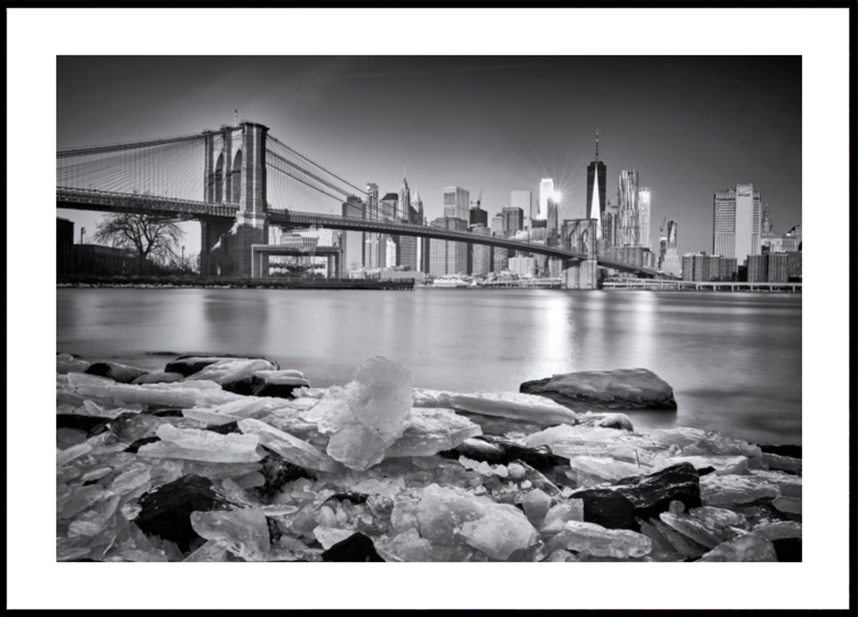 Zimní pohled na Brooklynský most